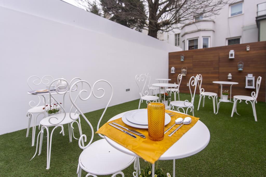 Tea 4 Nine Guest House Braga Rum bild